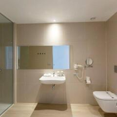 Отель Apartamentos Santa Mónica ванная фото 2
