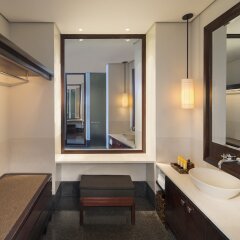 Отель The Chedi Muscat Оман, Маскат - отзывы, цены и фото номеров - забронировать отель The Chedi Muscat онлайн ванная