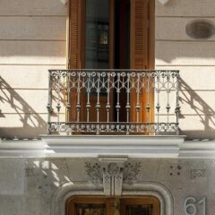 Апартаменты Eric Vökel Boutique Apartments - Madrid Suites гостиничный бар