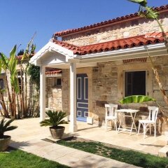 Lola 38 Hotel Турция, Фоча - отзывы, цены и фото номеров - забронировать отель Lola 38 Hotel онлайн