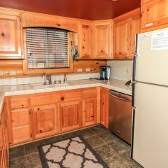 3 Cubs Lakefront Cabin in Big Bear Lake, United States of America from 771$, photos, reviews - zenhotels.com photo 7