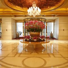 Отель Pangu 7 Star Hotel Beijing Китай, Пекин - 2 отзыва об отеле, цены и фото номеров - забронировать отель Pangu 7 Star Hotel Beijing онлайн интерьер отеля фото 3