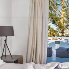 Отель Damma Beachfront Luxury Villa Греция, Остров Санторини - отзывы, цены и фото номеров - забронировать отель Damma Beachfront Luxury Villa онлайн комната для гостей фото 2