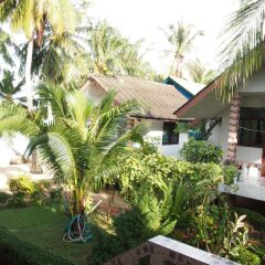 Отель Palm Point Village балкон