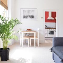 Отель 1 Bedroom Flat Next To Finsbury Park Великобритания, Лондон - отзывы, цены и фото номеров - забронировать отель 1 Bedroom Flat Next To Finsbury Park онлайн комната для гостей фото 4