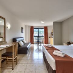 Отель Luna Holiday Complex Меллиха фото 14