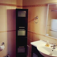 Отель Seaview Villa Near Athens Airport ванная