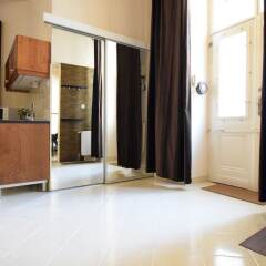 Отель Standard Apartment by Hi5 - Mérleg 9. Венгрия, Будапешт - отзывы, цены и фото номеров - забронировать отель Standard Apartment by Hi5 - Mérleg 9. онлайн фото 2