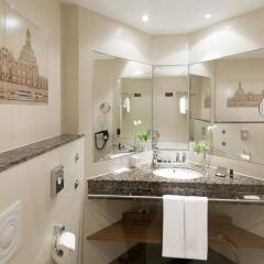 Отель Dorint Hotel Dresden Германия, Дрезден - отзывы, цены и фото номеров - забронировать отель Dorint Hotel Dresden онлайн ванная