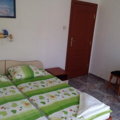 Отель Kozarov House Болгария, Свети Влас - отзывы, цены и фото номеров - забронировать отель Kozarov House онлайн комната для гостей фото 3