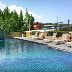 Отель CA Hotel and Residence Phuket Таиланд, Пхукет - отзывы, цены и фото номеров - забронировать отель CA Hotel and Residence Phuket онлайн бассейн