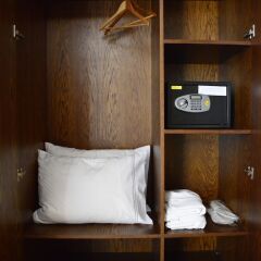 Maison Vourla Hotel Турция, Урла - отзывы, цены и фото номеров - забронировать отель Maison Vourla Hotel онлайн сейф в номере