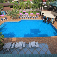 Отель Diana Garden Resort & Lodge бассейн фото 2