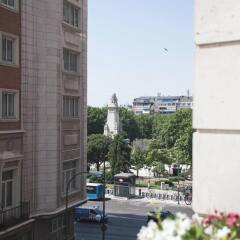 Отель Mi Casa Inn Plaza Espana - Adults Only Мадрид балкон