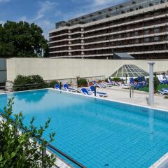 Отель Ensana Thermal Margitsziget Health Spa Hotel Венгрия, Будапешт - - забронировать отель Ensana Thermal Margitsziget Health Spa Hotel, цены и фото номеров бассейн