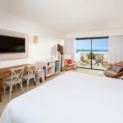 Отель Sol Beach House at Melia Fuerteventura - Adults Only комната для гостей