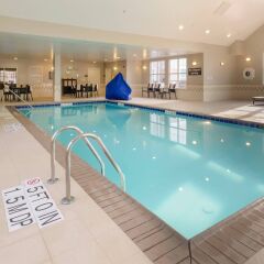 Отель Residence Inn Columbus Polaris Колумбус бассейн