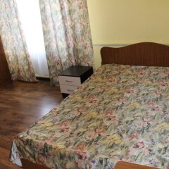 Гостиница Sunny-hotel в Анапе отзывы, цены и фото номеров - забронировать гостиницу Sunny-hotel онлайн Анапа комната для гостей фото 2