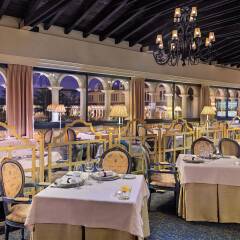 Gran Hotel Atlantis Bahia Real G.L.