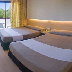 Отель Eurosalou & Spa Испания, Салоу - 4 отзыва об отеле, цены и фото номеров - забронировать отель Eurosalou & Spa онлайн комната для гостей фото 5