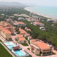 Отель Kla And Xhu Resort пляж