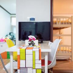 Kpopstarz Guesthouse - Caters to Women (отель для женщин) детские мероприятия фото 2