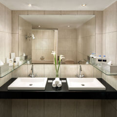 Hôtel Des Mille Collines in Kigali, Rwanda from 217$, photos, reviews - zenhotels.com bathroom