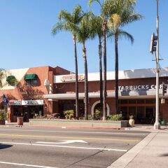 Отель Days Inn by Wyndham Alhambra CA парковка
