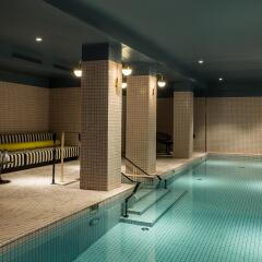 Hotel du Rond-Point des Champs Elysees бассейн