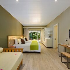 Mauricia Beachcomber Resort & Spa in Grand Bay, Mauritius from 326$, photos, reviews - zenhotels.com guestroom photo 4