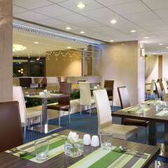 Отель The Harbourview питание