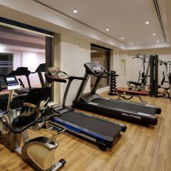 Landmark Premier Hotel фитнесс-зал фото 2