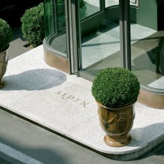 ALDEN Suite Hotel Splügenschloss Zurich балкон