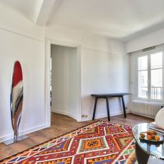 Апартаменты Cozy Apartment next to Eiffel Tower в номере