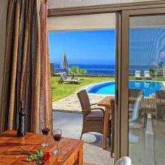Отель Royal Heights Resort Villas & Spa Греция, Малия - отзывы, цены и фото номеров - забронировать отель Royal Heights Resort Villas & Spa онлайн комната для гостей