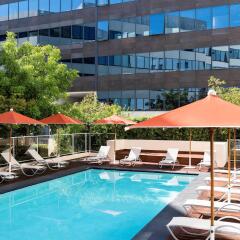 Отель Suite Novotel Nice Aeroport Ницца бассейн фото 2