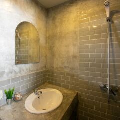 Отель Kata Happy House Таиланд, Карон-Бич - отзывы, цены и фото номеров - забронировать отель Kata Happy House онлайн ванная