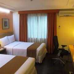 Отель Makati Crown Regency Hotel Филиппины, Макати - отзывы, цены и фото номеров - забронировать отель Makati Crown Regency Hotel онлайн комната для гостей фото 4