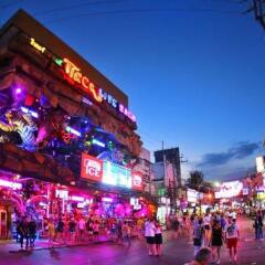 @Home Boutique Hotel Patong фото 2