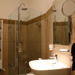Отель BHL Boutique Rooms Legnano Италия, Леньяно - отзывы, цены и фото номеров - забронировать отель BHL Boutique Rooms Legnano онлайн ванная фото 2