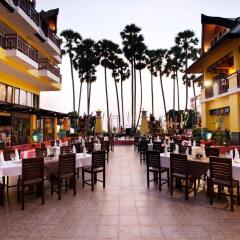 Отель Woraburi Phuket Resort & Spa гостиничный бар