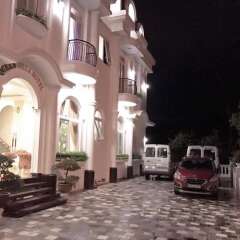 Queen Villa Hotel Далат парковка