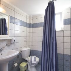 Mediterranean Hotel Apartments & Studios ванная фото 5
