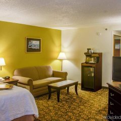 Hampton Inn Frankfort in Frankfort, United States of America from 229$, photos, reviews - zenhotels.com guestroom photo 2