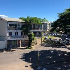 Апартаменты F3 Ery Papeete Apartment 2 парковка