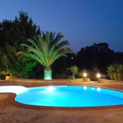 Urla Ciftlik Otel Турция, Урла - отзывы, цены и фото номеров - забронировать отель Urla Ciftlik Otel онлайн бассейн фото 2