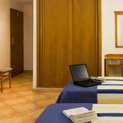 Отель Azuline Hotel - Apartamento Rosamar Испания, Сан-Антони-де-Портмань - отзывы, цены и фото номеров - забронировать отель Azuline Hotel - Apartamento Rosamar онлайн удобства в номере