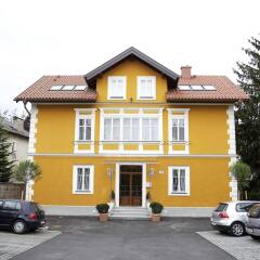 Отель Villa Ceconi Австрия, Зальцбург - 1 отзыв об отеле, цены и фото номеров - забронировать отель Villa Ceconi онлайн парковка