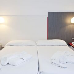 Отель Petit Palace Puerta de Triana в номере
