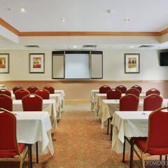 Отель Country Inn & Suites Columbus Airport-East фото 2